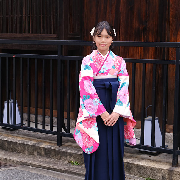 安っぽくない小学生の卒業式袴レンタル